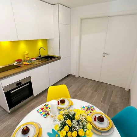 Rose Apartment